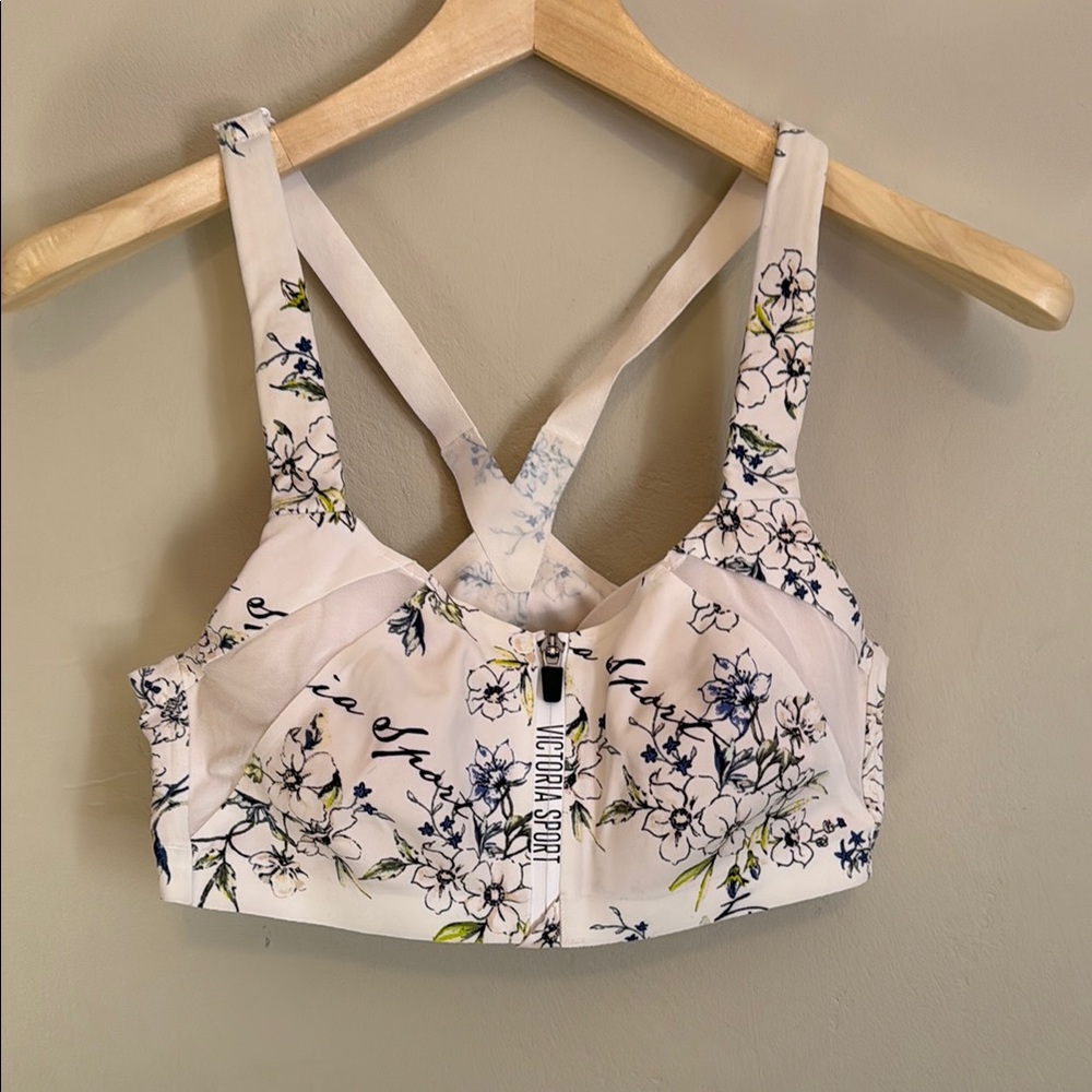 36C Floral Sports Bra Victorias Secret- White and Blue